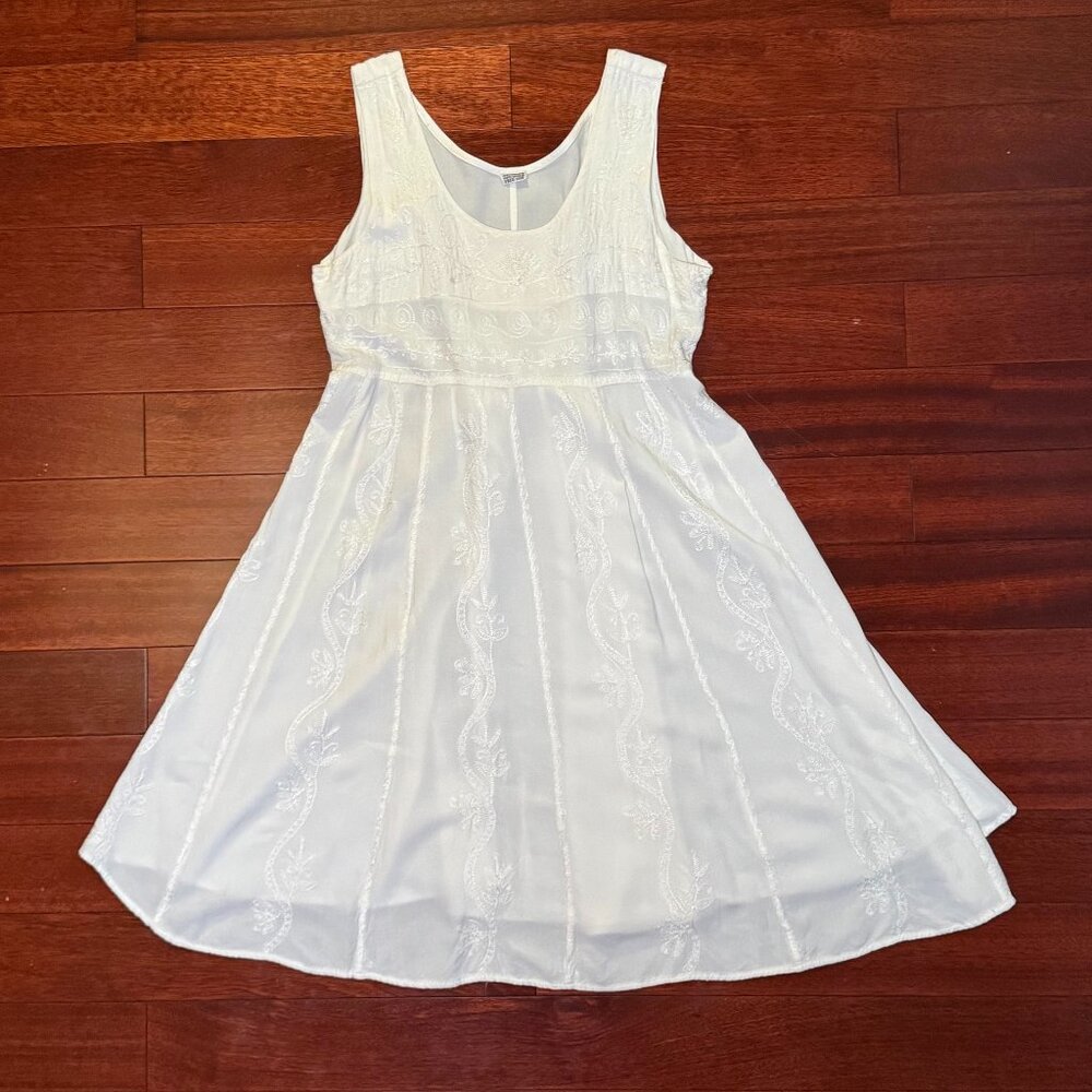 90s Vintage Summer Dress - White Embroidery Fitted Bodice - One size fits most